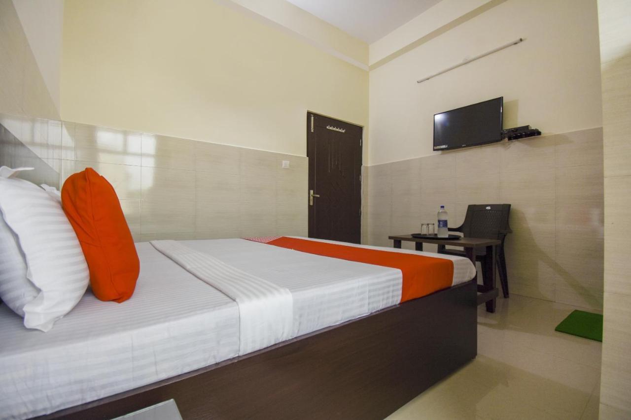 Flagship 75751 Hotel Surya Bahadrabad Extérieur photo