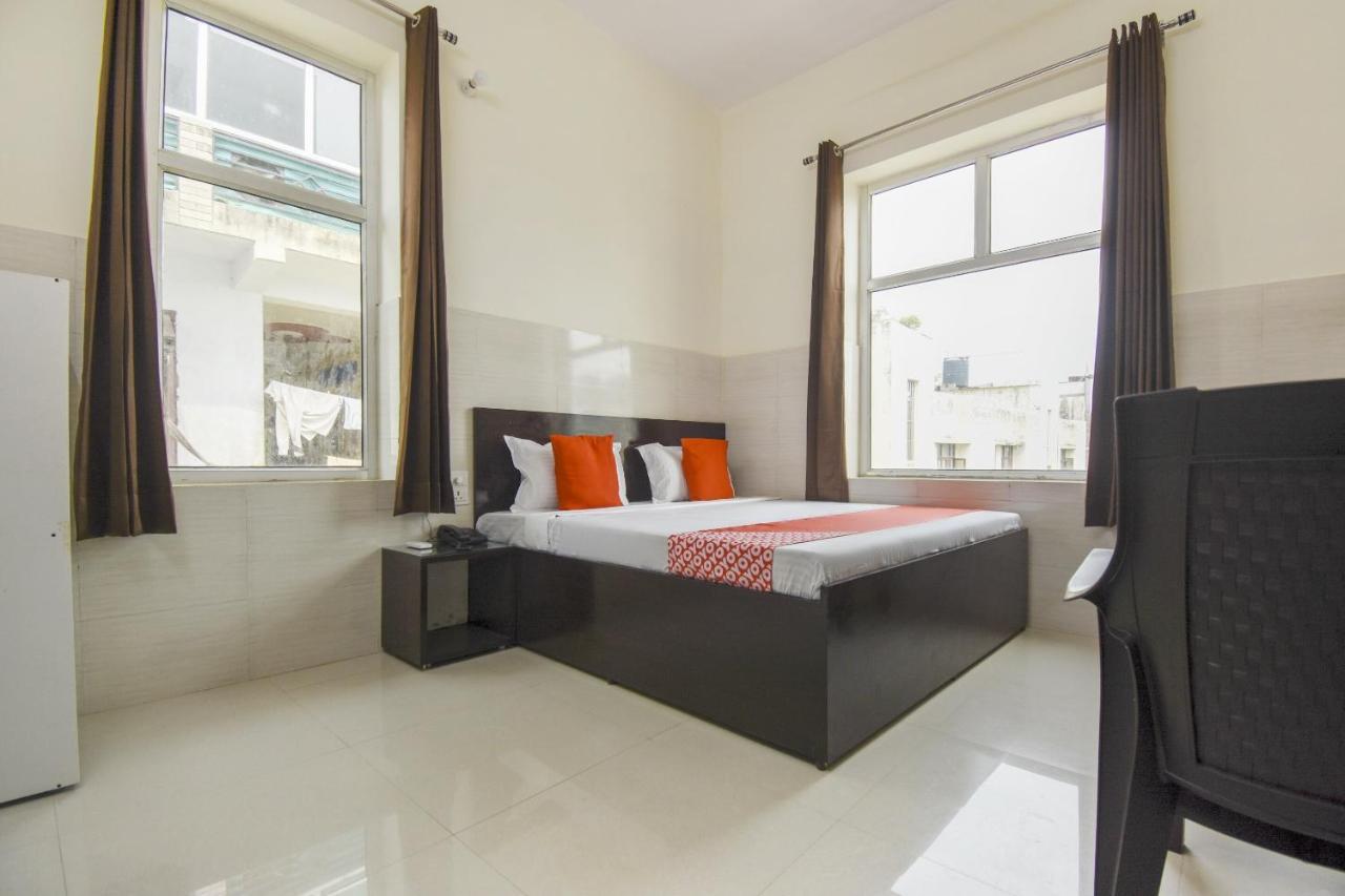 Flagship 75751 Hotel Surya Bahadrabad Extérieur photo