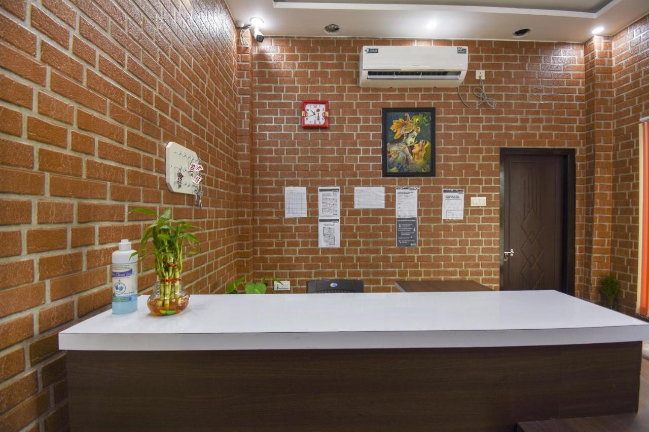 Flagship 75751 Hotel Surya Bahadrabad Extérieur photo