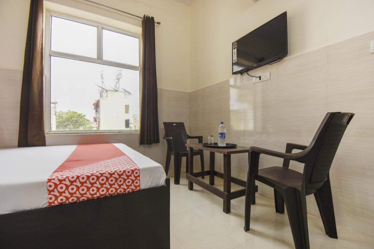 Flagship 75751 Hotel Surya Bahadrabad Extérieur photo