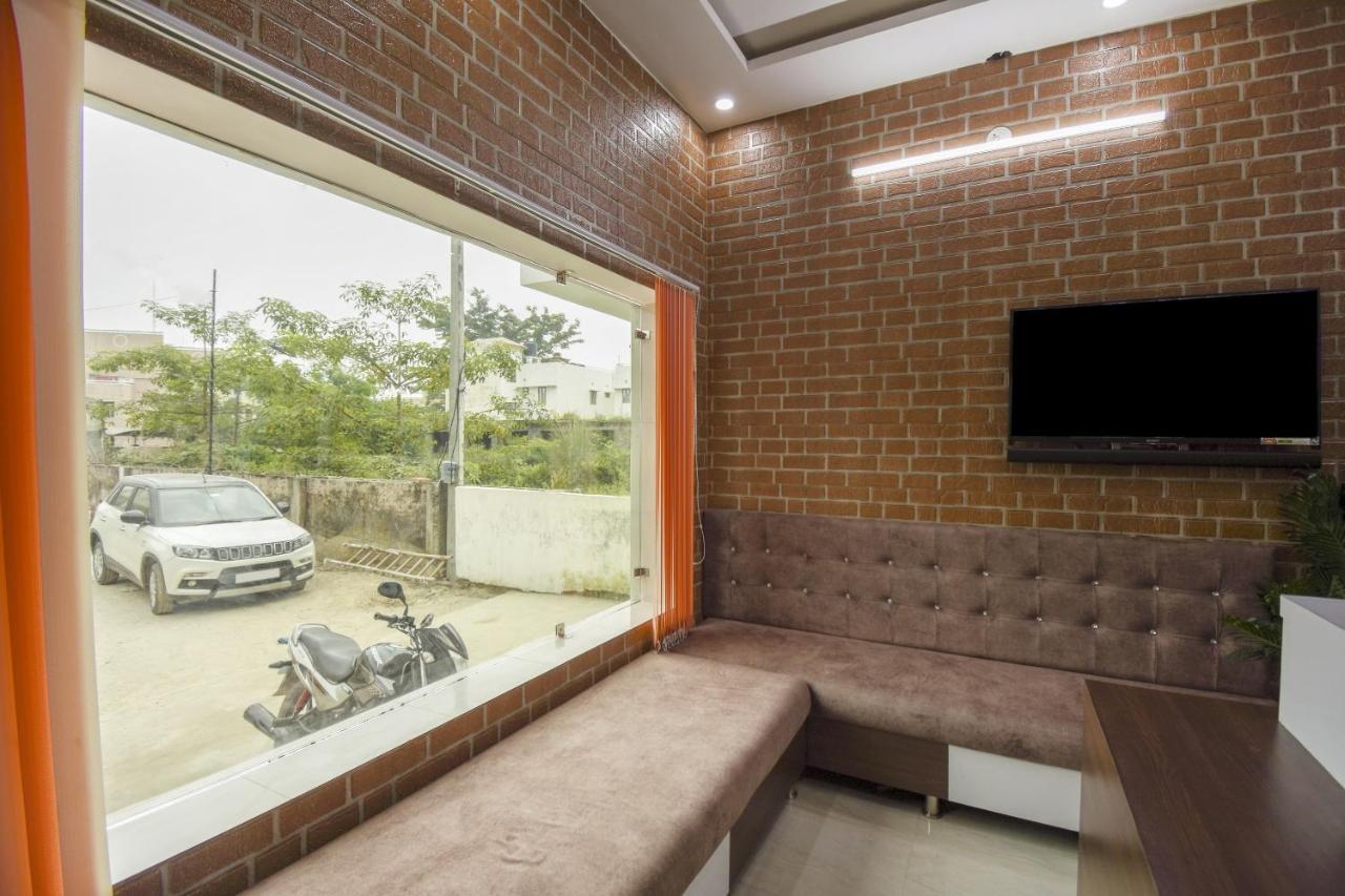 Flagship 75751 Hotel Surya Bahadrabad Extérieur photo