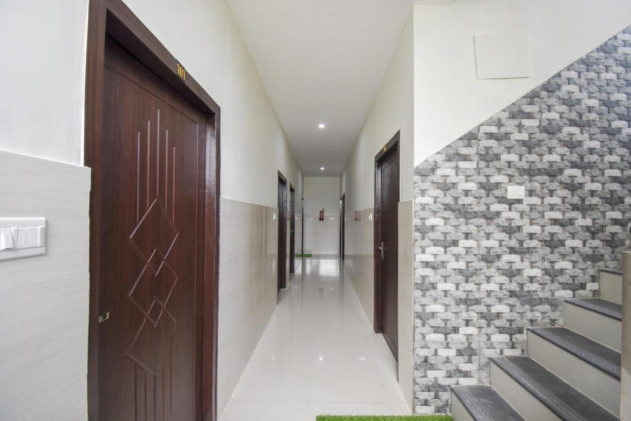 Flagship 75751 Hotel Surya Bahadrabad Extérieur photo