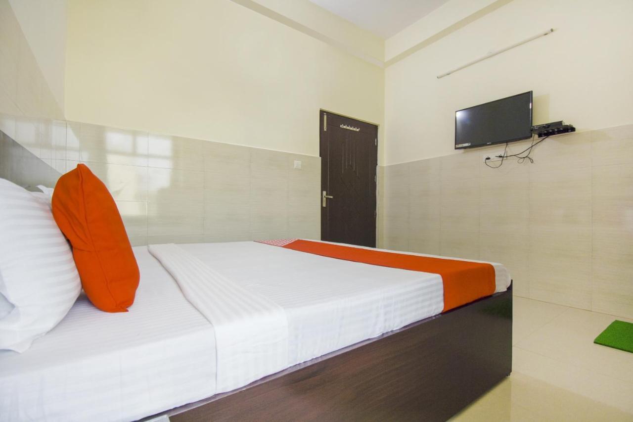 Flagship 75751 Hotel Surya Bahadrabad Extérieur photo