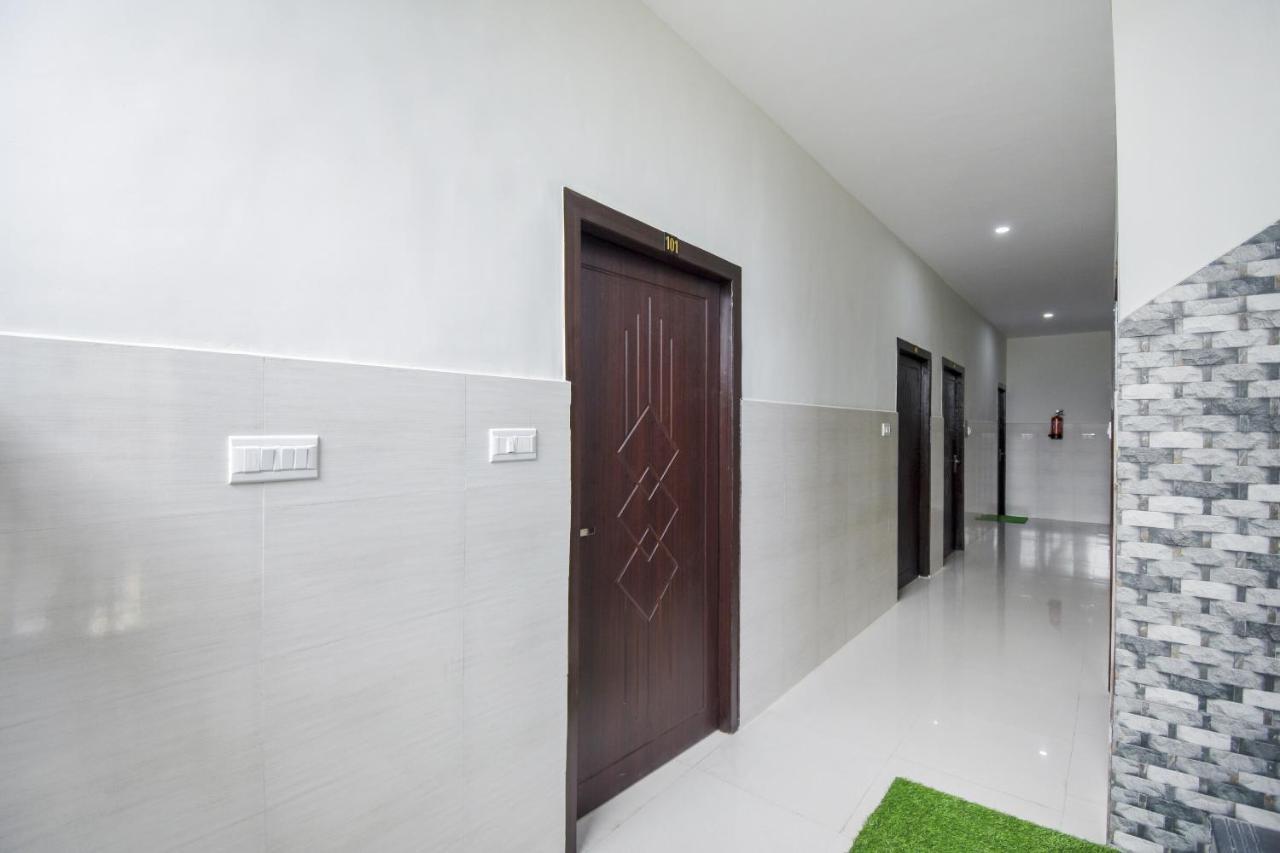 Flagship 75751 Hotel Surya Bahadrabad Extérieur photo